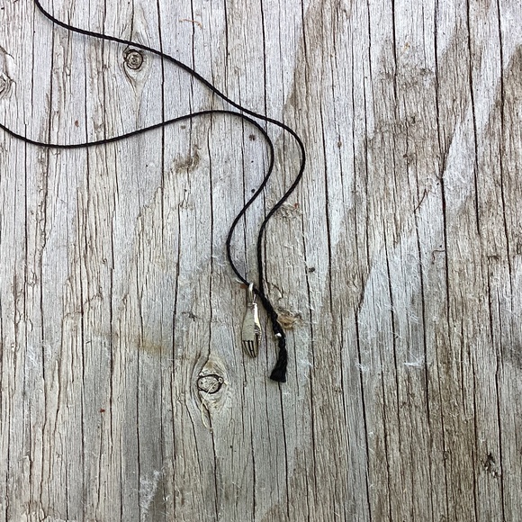 NEW datter SILVER protective hand SILK necklace Kaye Blegvad - Picture 2 of 2